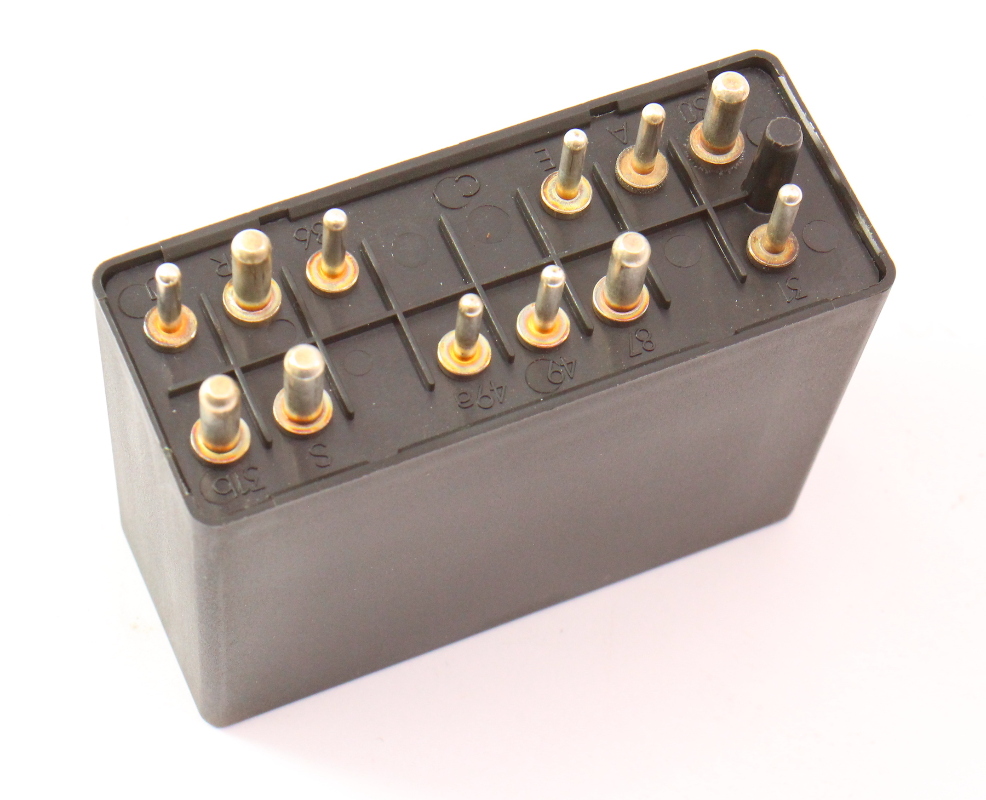 Turn Signal Flasher Hazard Relay 1991 Mercedes 300D Diesel W124