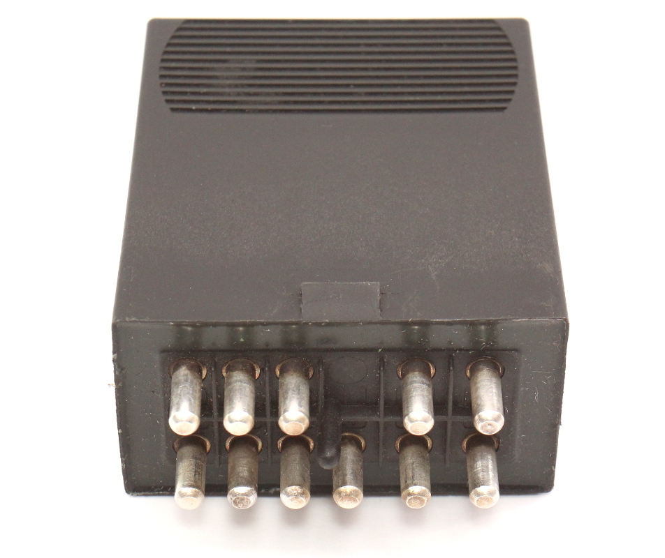 Climate Kickdown Relay Mercedes 300D 300E 300TE W124 W201 0015458005