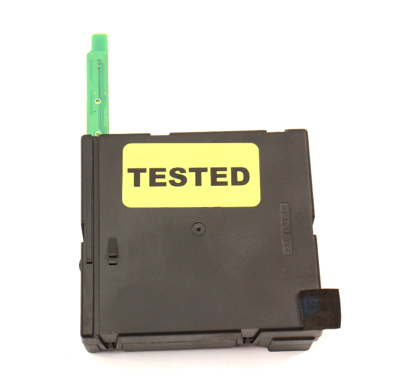 LH Front Power Window Control Module 1214 VW Jetta Sportwagen 3C0