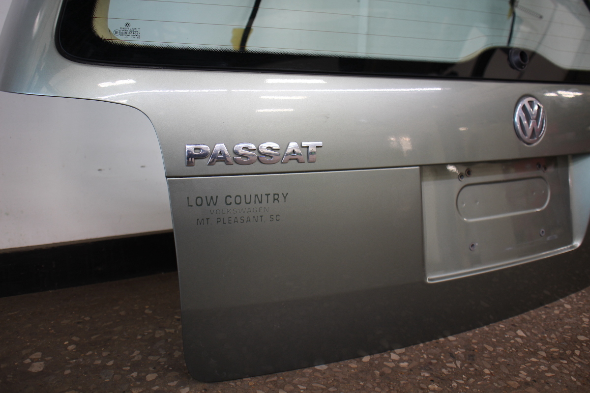 Rear Back Hatch Door & Glass 9805 VW Passat Wagon B5 B5.5 LA6W Fresco