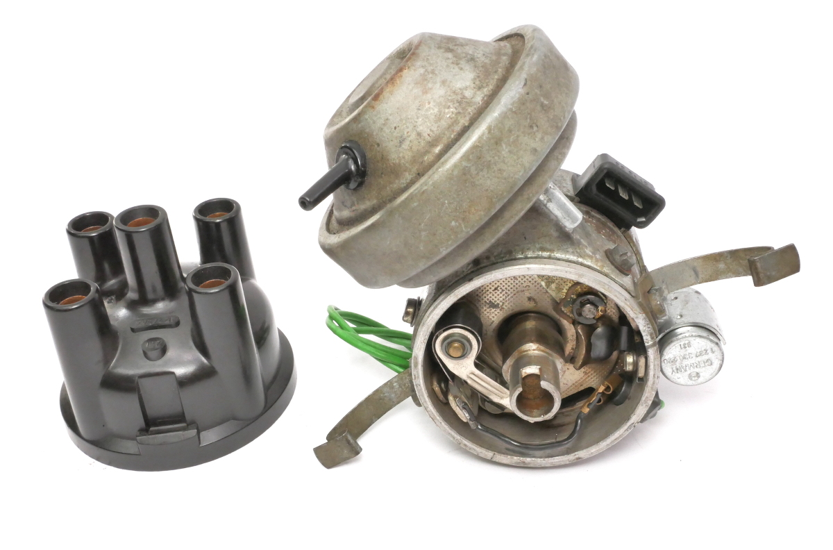 Ignition Distributor 1972 VW Type 3 Manual 1600 FI Aircooled 311 905 205 AE CarParts4Sale, Inc.