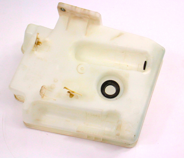 Windshield Washer Fluid Reservoir 0509 VW Jetta Rabbit GTI MK5 1K0