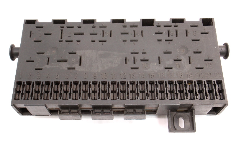 Fuse Box Panel Relay Block 85-92 Vw Jetta Golf Gti Mk2 821 D