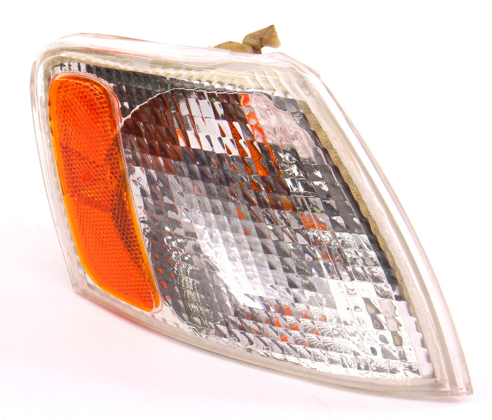 RH Turn Signal Corner Light Lamp Lens 9801 VW Passat B5 3B0 953 050