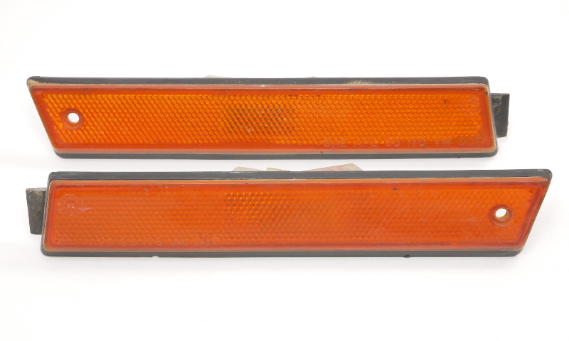 Carparts4sale US Spec Side Marker Fender Lights 85-92 VW Jetta Golf GTI MK2 OEM - 176 945 072 US Spec Side Marker Fender Lights 85-92 VW Jetta Golf GTI MK2 OEM - 176 945 072 Placement on VehicleLeft & right fenders Removed from1990 VW Jetta MK2 Manufacturer Part Number176 945 071 Other Part Number176 945 072 Compatible withGolf & GTI MK2 85-92 Jetta MK2 85-92 BrandVolkswagen Part BrandGenuine Original Equipment VW / Audi OE Used Part IncludesLeft & right lights ConditionUsed WarrantyYes Car code90J-3 ![