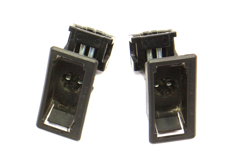 License Plate Light Cover Bulb Holders Vw Pat 95 97 B4 Gl Glx License Plate Light Cover Bulb Holders Vw Pat 95 97 B4 Gl Glx 1h5 943 167 Carparts4 Inc