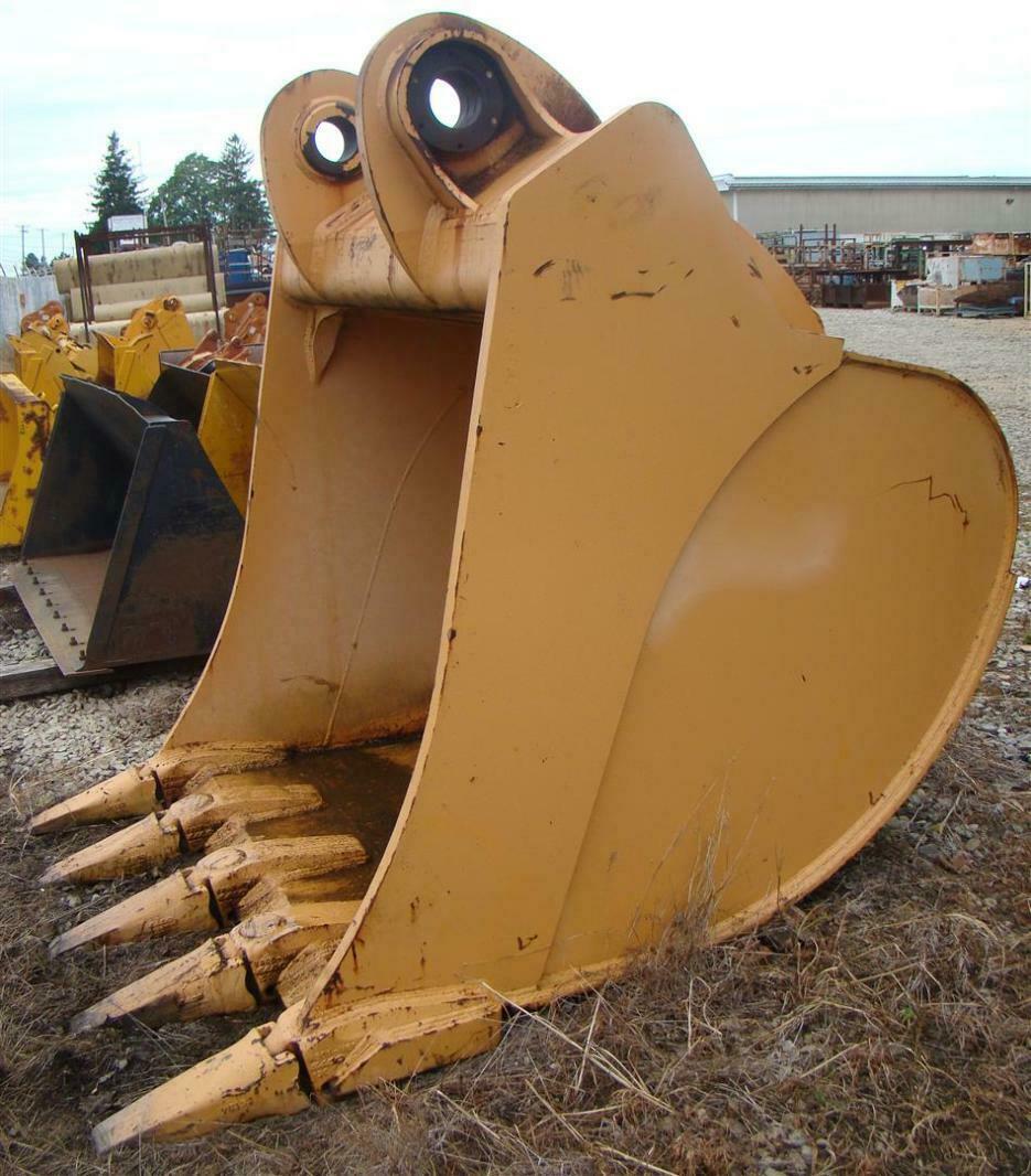 Liebherr 72" Excavator Bucket R974, 5.5 Cubic Yard 120mm Pins 9387890