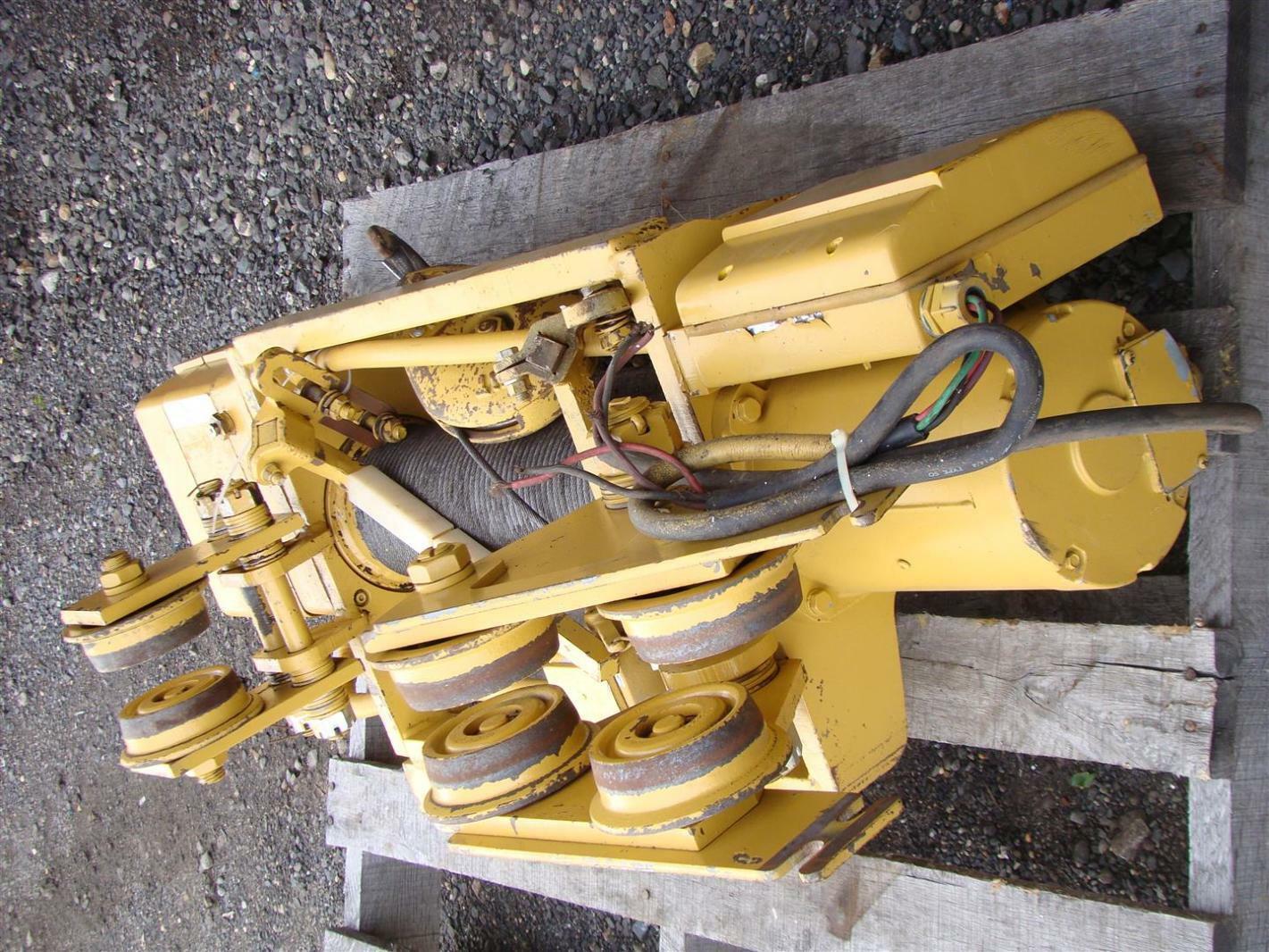 Acco WrightWay Electric Hoist 2211061 Joseph Fazzio, Incorporated