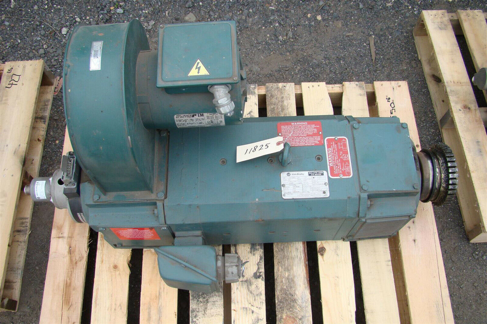 Allen Bradley 50HP 1325LS DC Servo Motor with Optical Encoder 845H