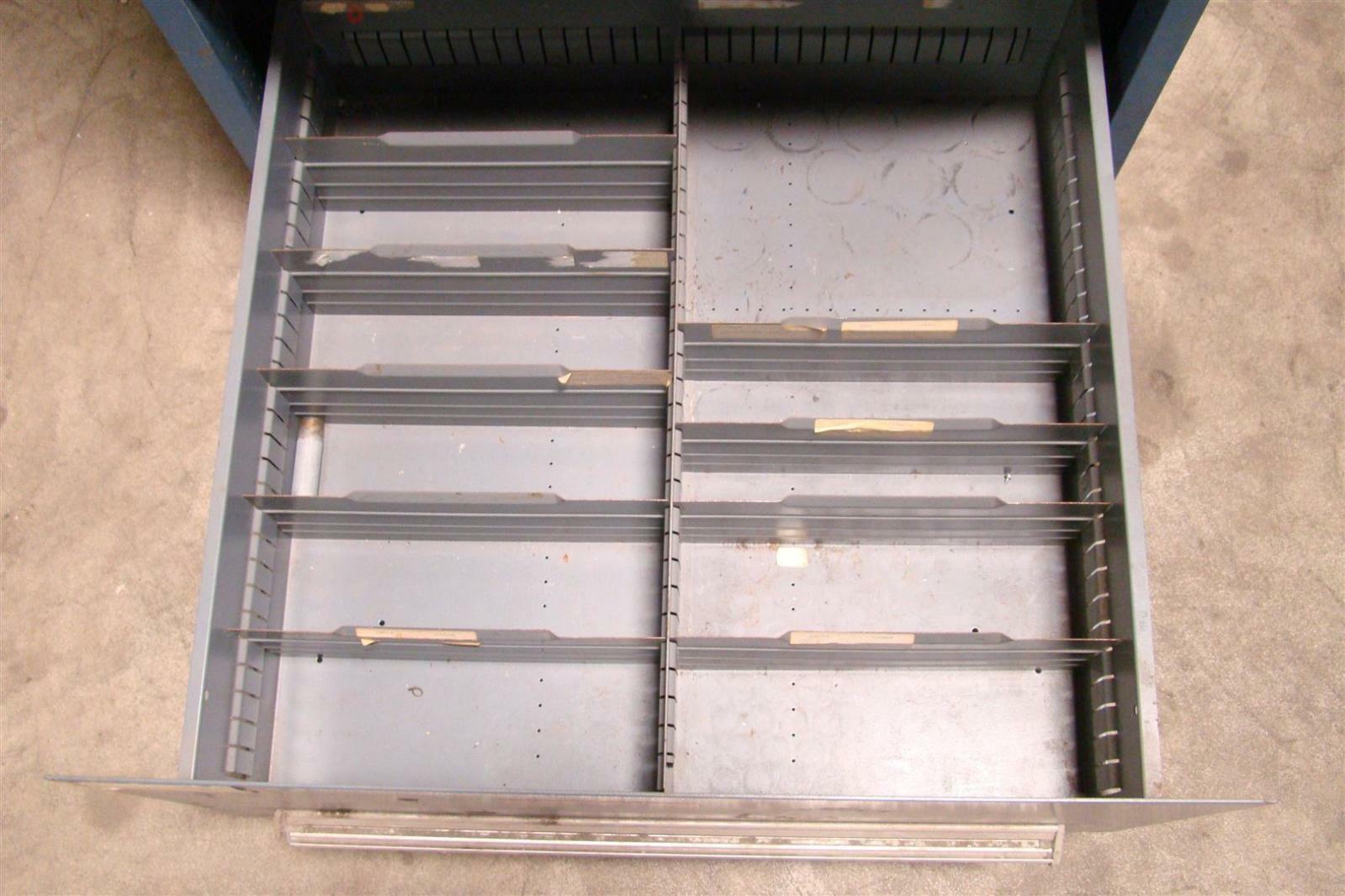 Stanley Vidmar 4 Drawer Industrial Tool Storage Cabinet 30 X 27