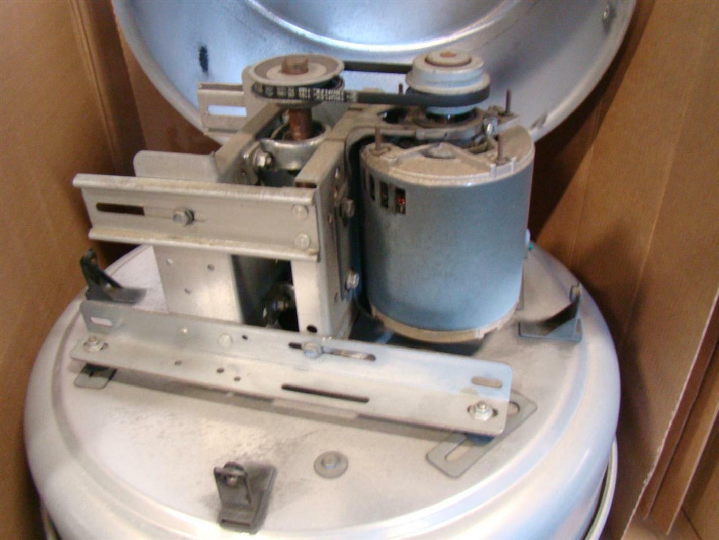 Greenheck Roof Ventilator, 1/4HP, Exhaust Fan 115V, GB0714XQDR3