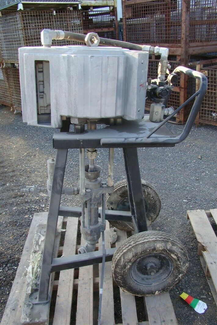 Graco Paint Sprayer with Heavy Duty Cart Ratio 741, 222800 Joseph