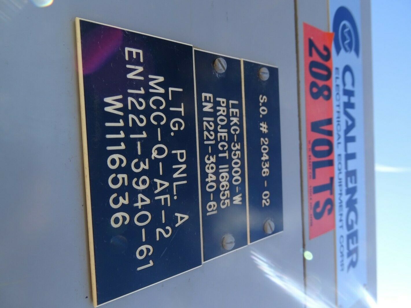 Challenger 45kVA 3-Phase Transformer, 480v x 208Y/120v, 452-416