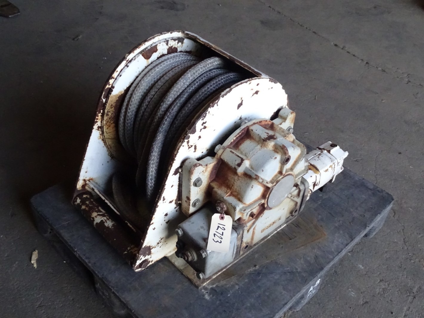 Braden Hydraulic Tugger , Winch Joseph Fazzio, Incorporated