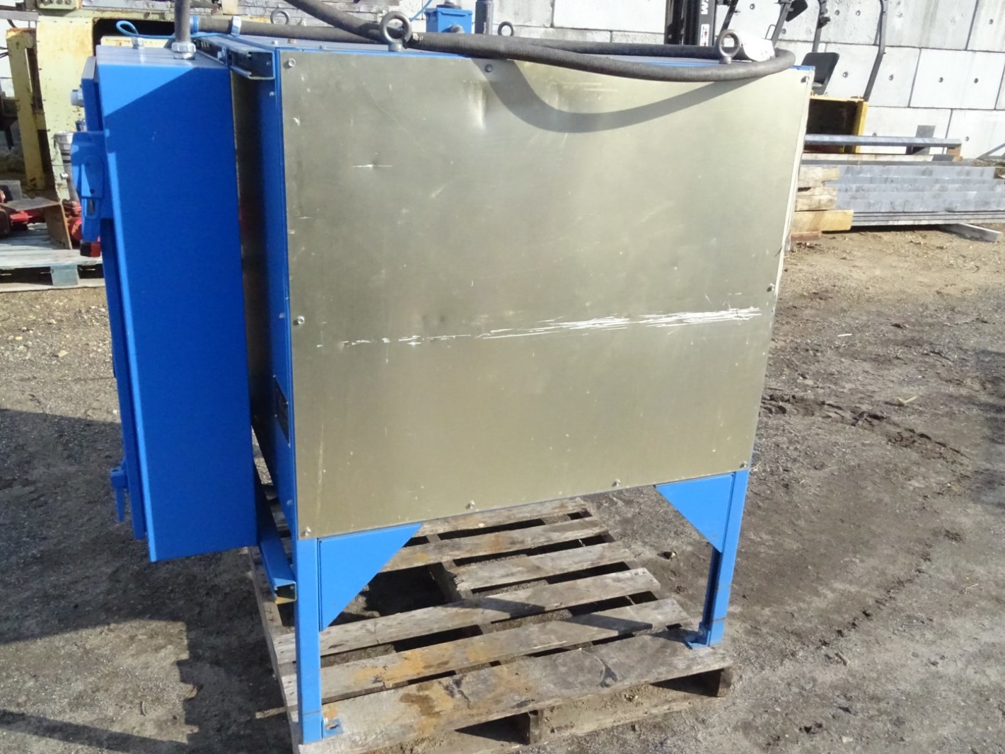 Fostoria Electric Infrared Heat Bank 480 Volts, 3 Phase, 60Hz , E02057 Joseph Fazzio