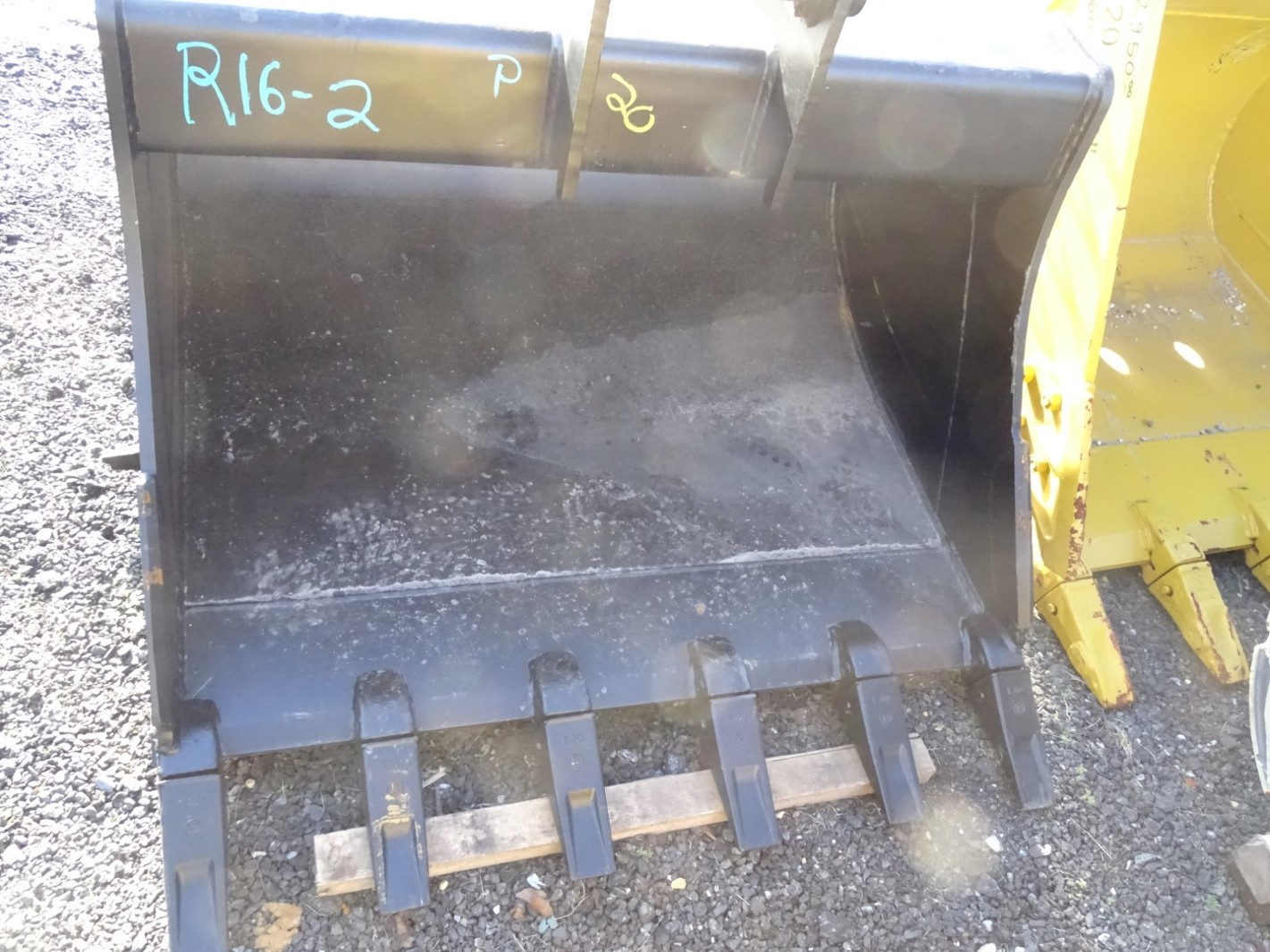 ES 48" Excavator Bucket, 80 Class Cat/Bobcat/Deere/Hitachi 50mm Pins, ESB908E Joseph Fazzio