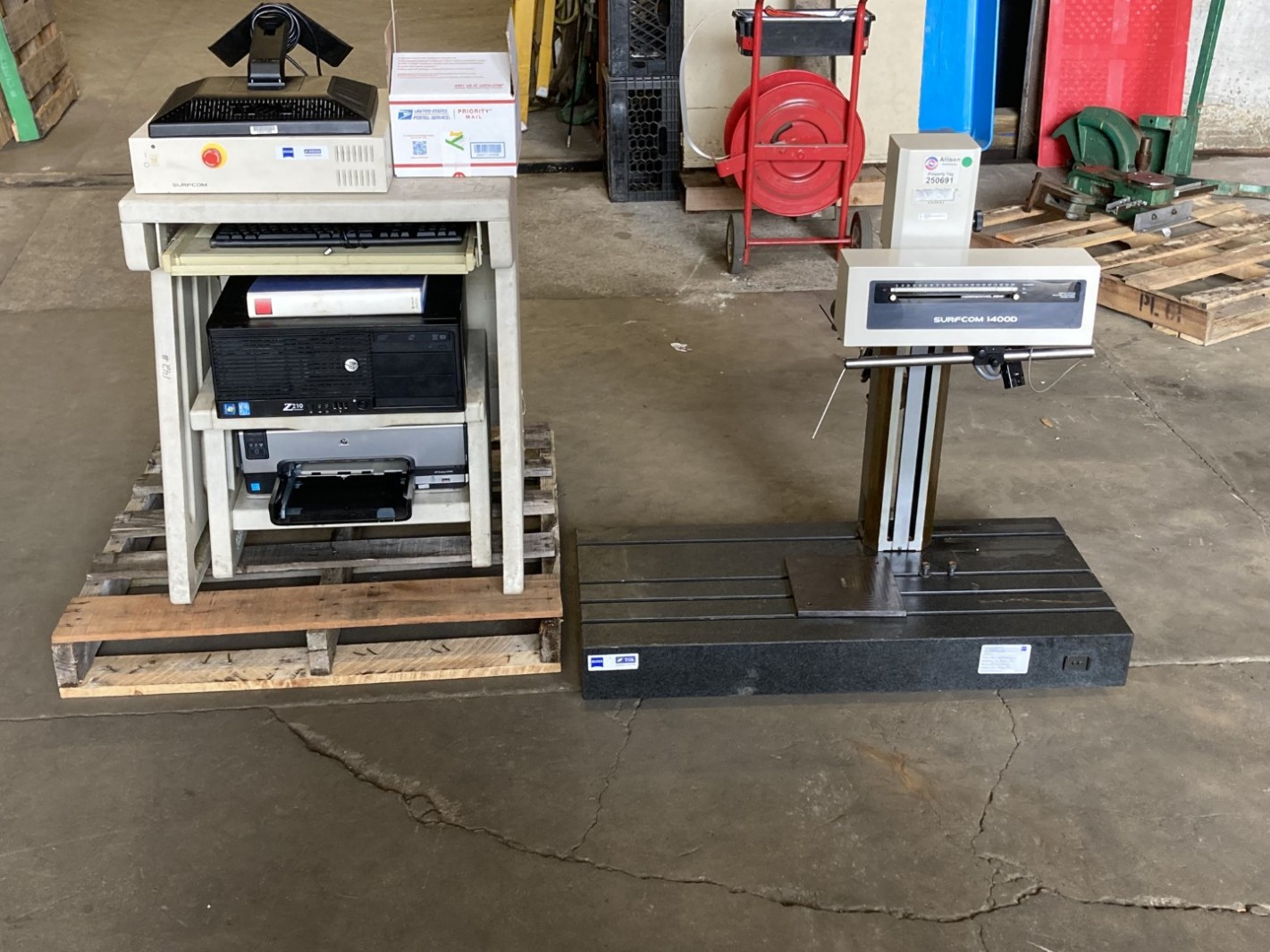 Accretech Tokyo Surfcom Surface Texture Measuring System , 1400D