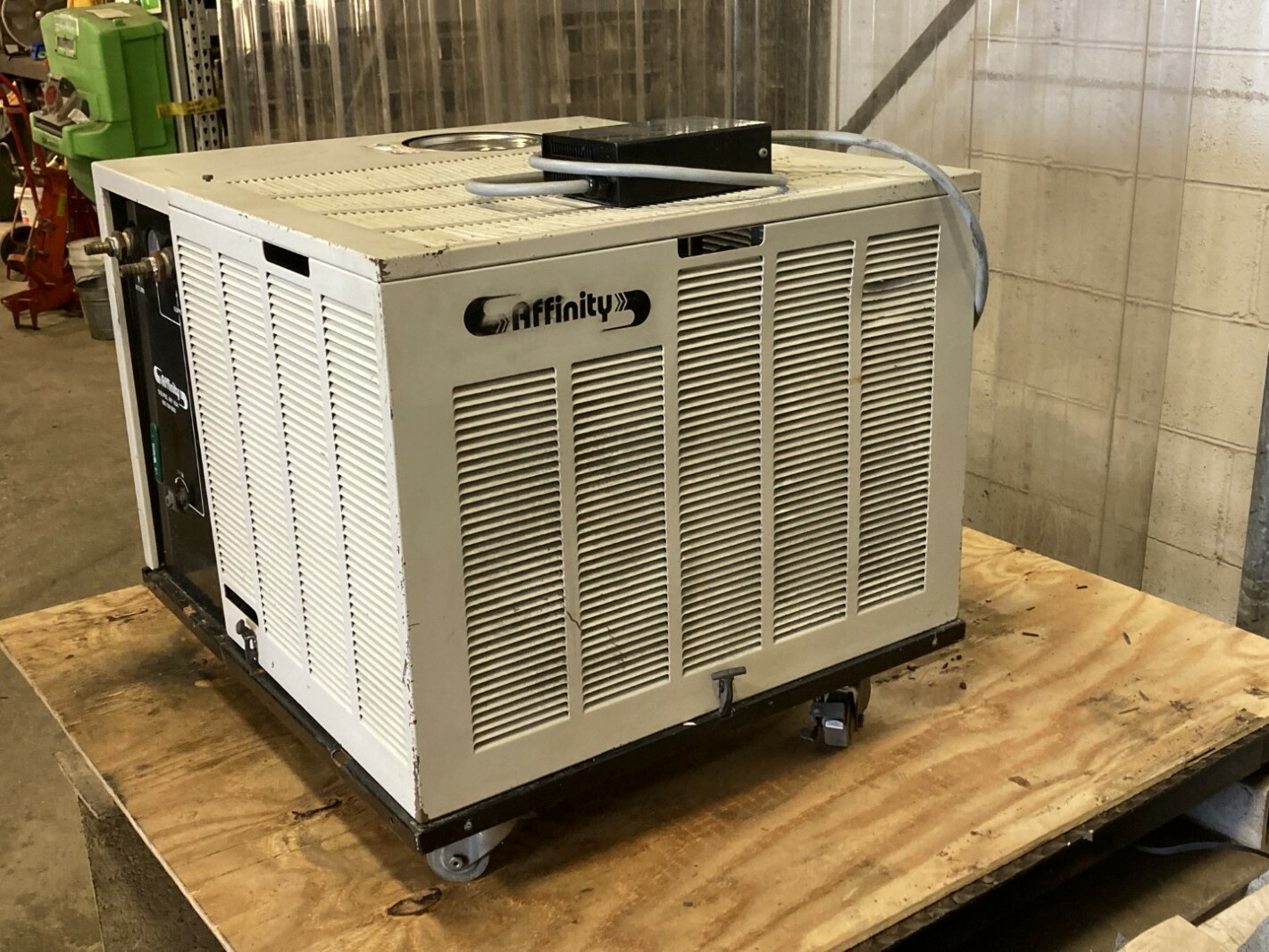 Affinity R-22 Air Compressor Chiller , FAA-015D-DD01CAM1 | Joseph ...