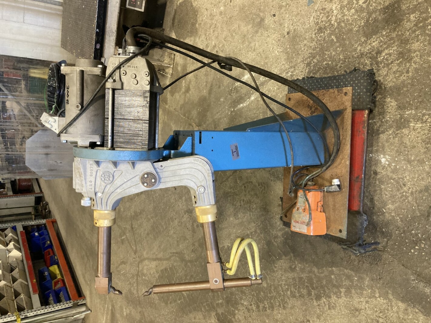 ARO Spot Welder, Floor Standing w/ Foot Pedal 220v, SX6422