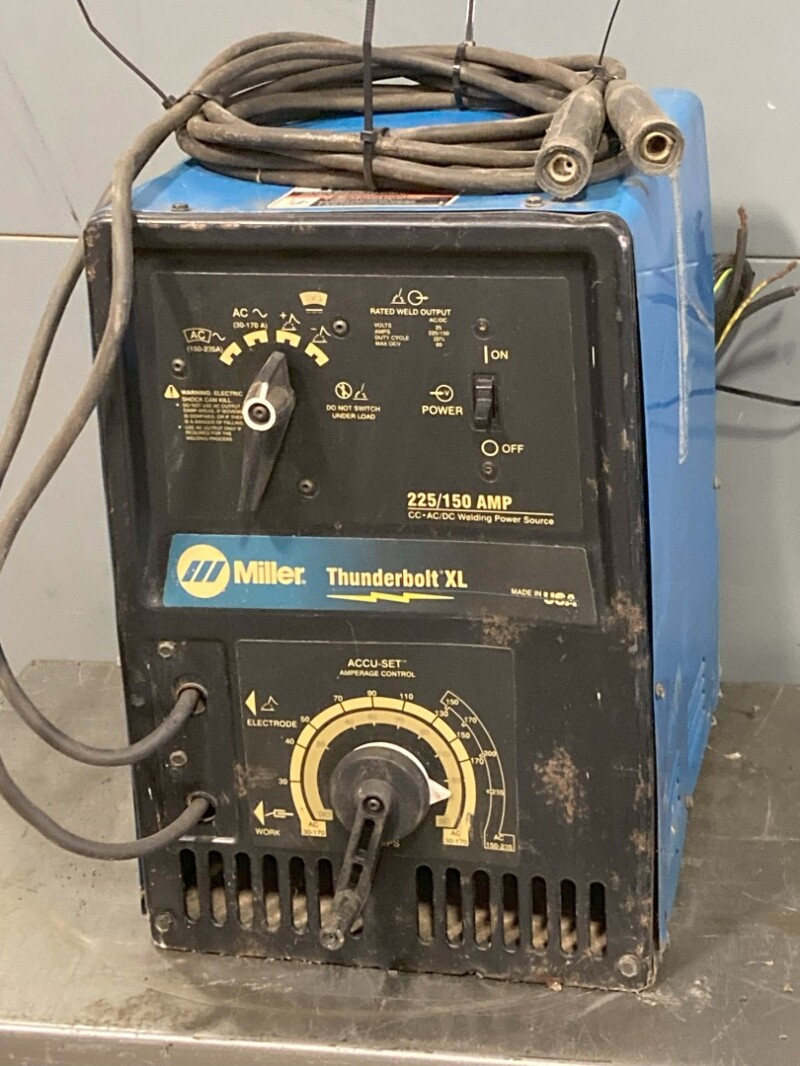 Miller Thunderbolt XL 225/150A Welding Power Source 230V, 1PH, 50