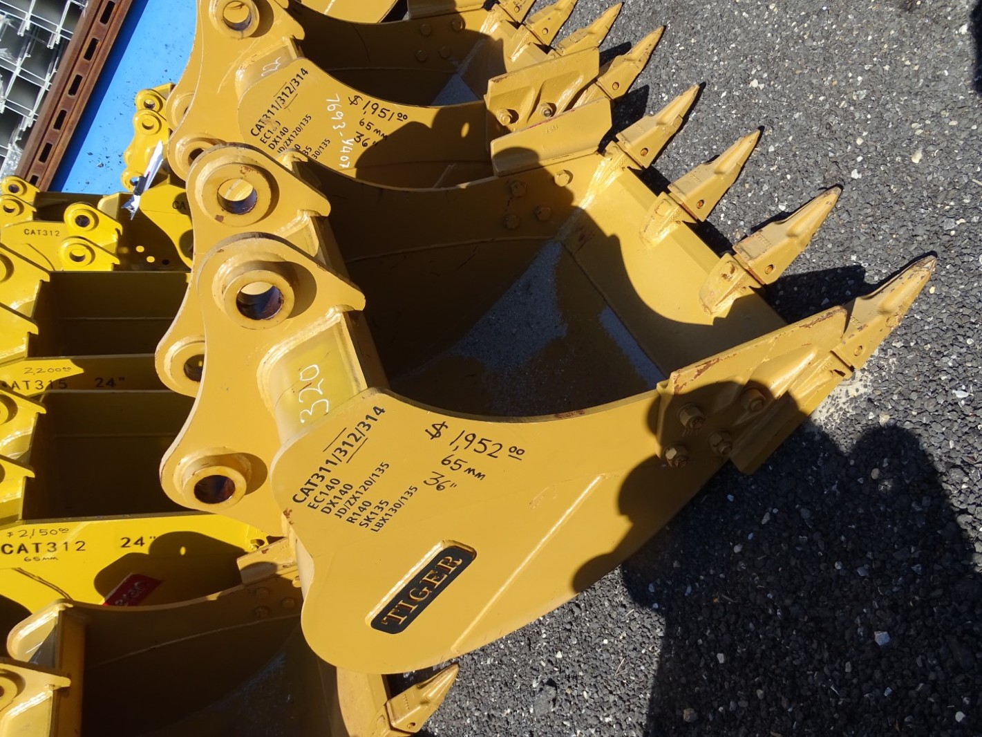36" Excavator Bucket, 65mm Pin, LD 11"between Ears, CAT312 Joseph