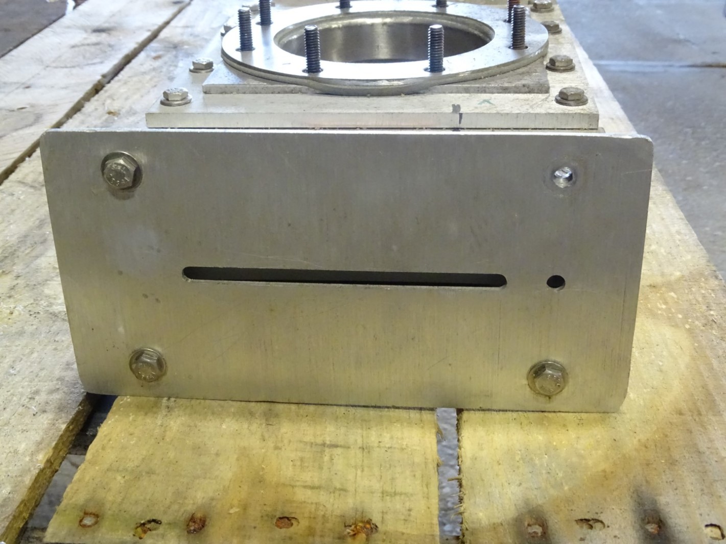 Salina Vortex Corp Roller Gate Valve , HA05WS1 Joseph Fazzio