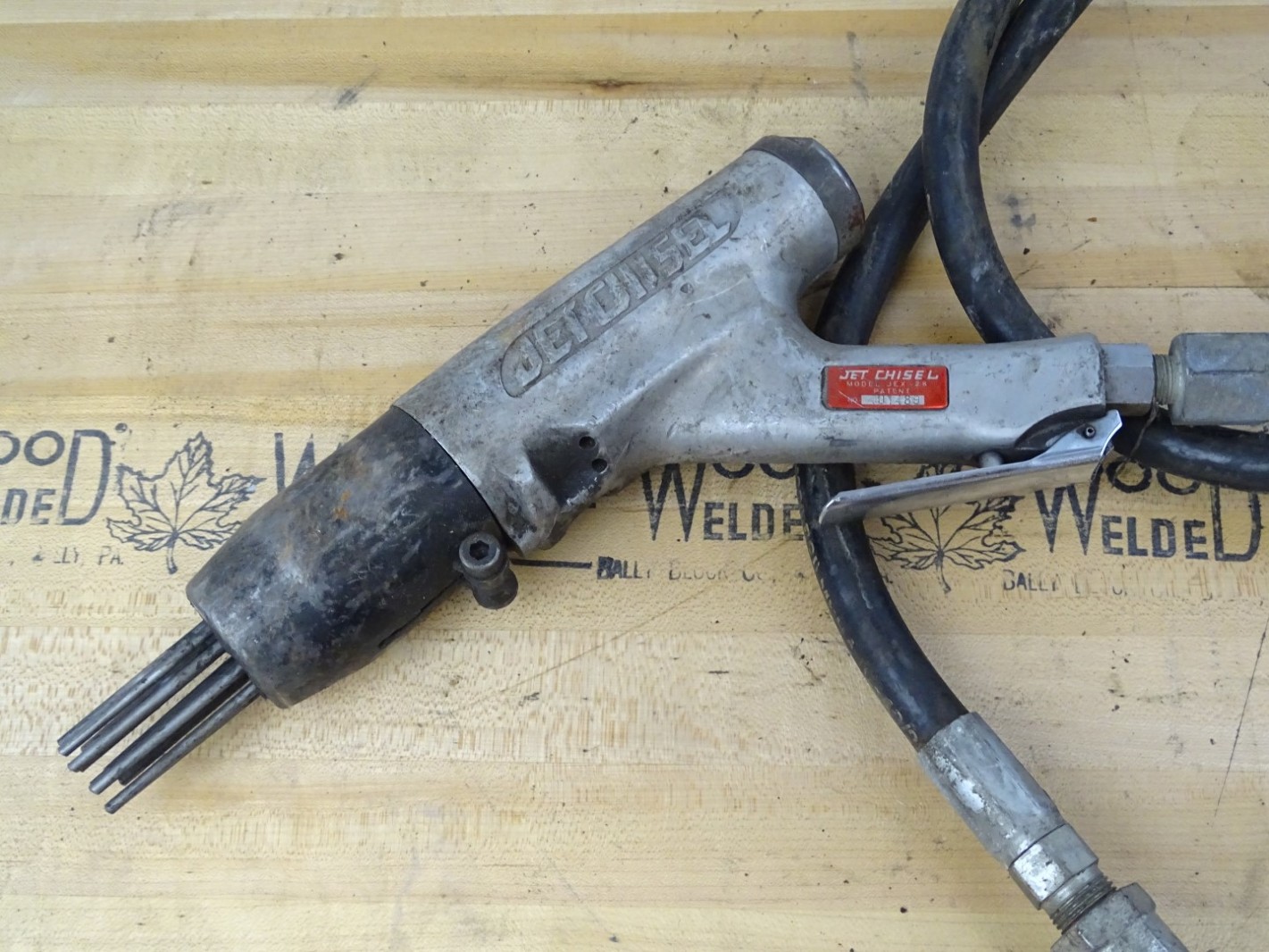 Nitto Kohki Jet Chisel Heavy Duty Needle Scaler, 12.4cfm , JEX28