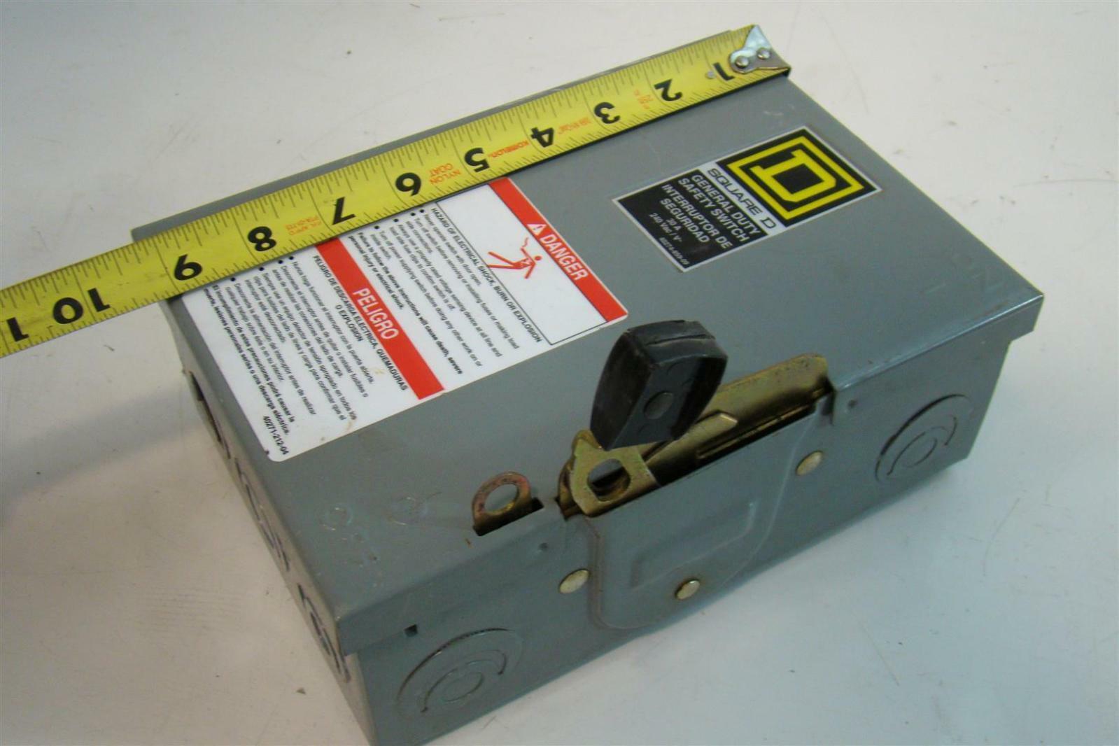 Square D General Duty Safety Switch Enclosure Indoor 30A 240Vac D221N