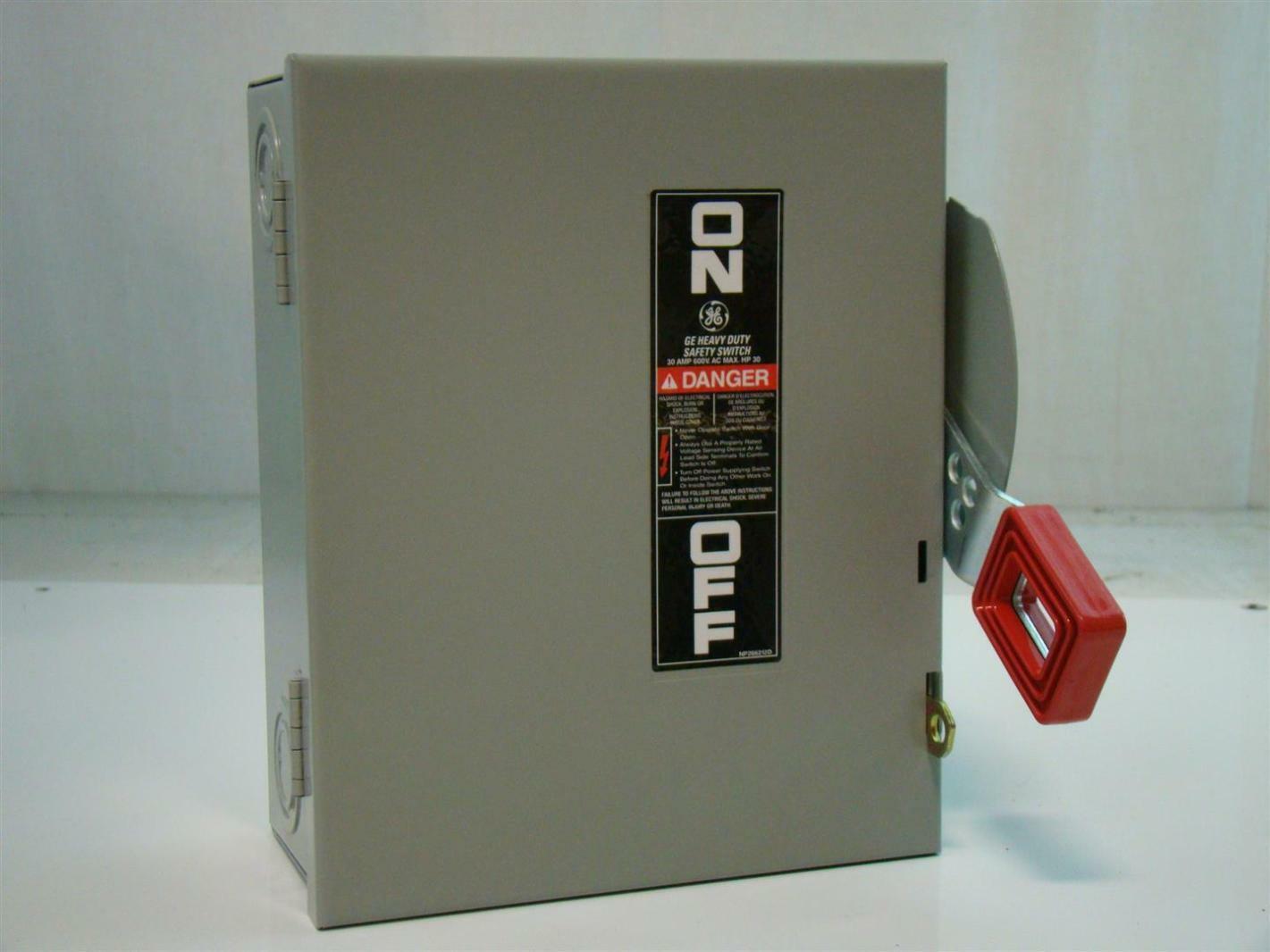 GE Safety Switch 10 Model 30A 600Vac THN3361 Joseph Fazzio, Incorporated