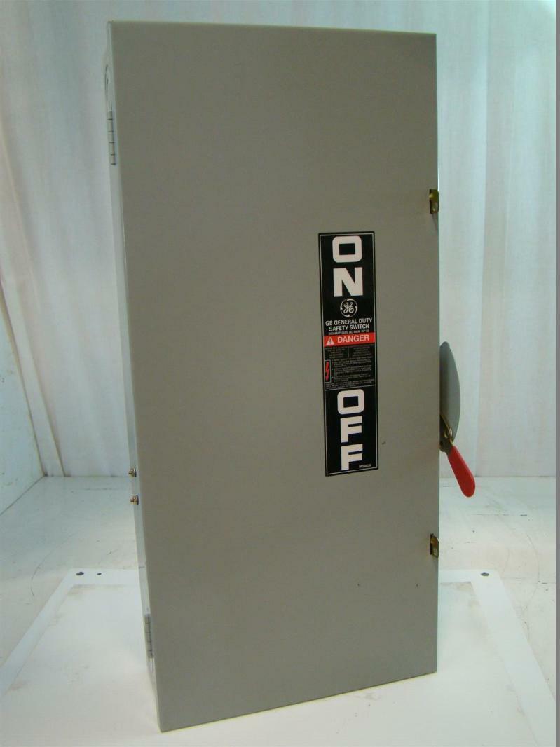 GE General Duty Safety Switch 200Amp 240V ac HP 50 Model 8 TG4324
