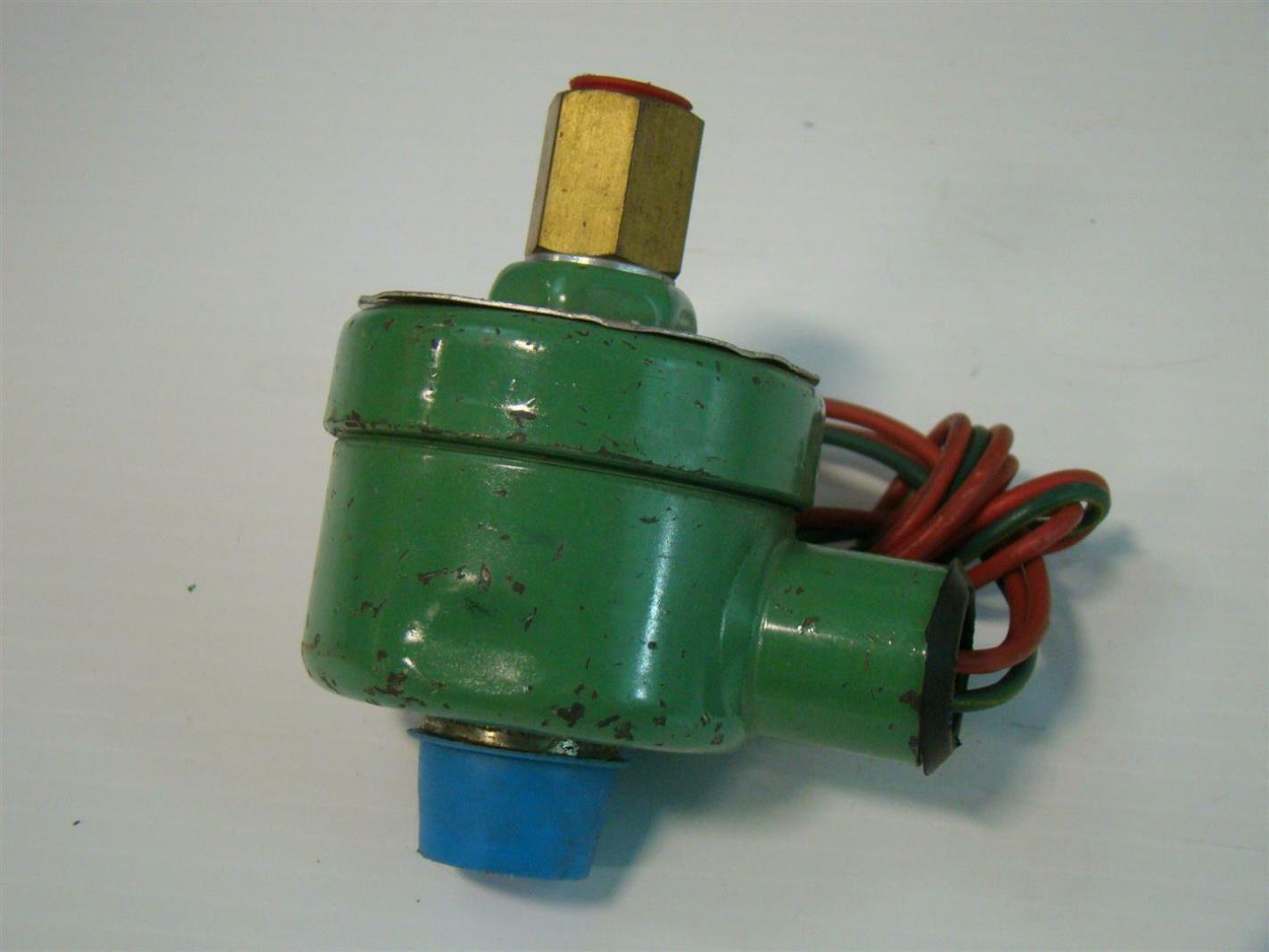 Asco Red Hat Automatic Switch Co. Solenoid Valve 16.7 watts 120V
