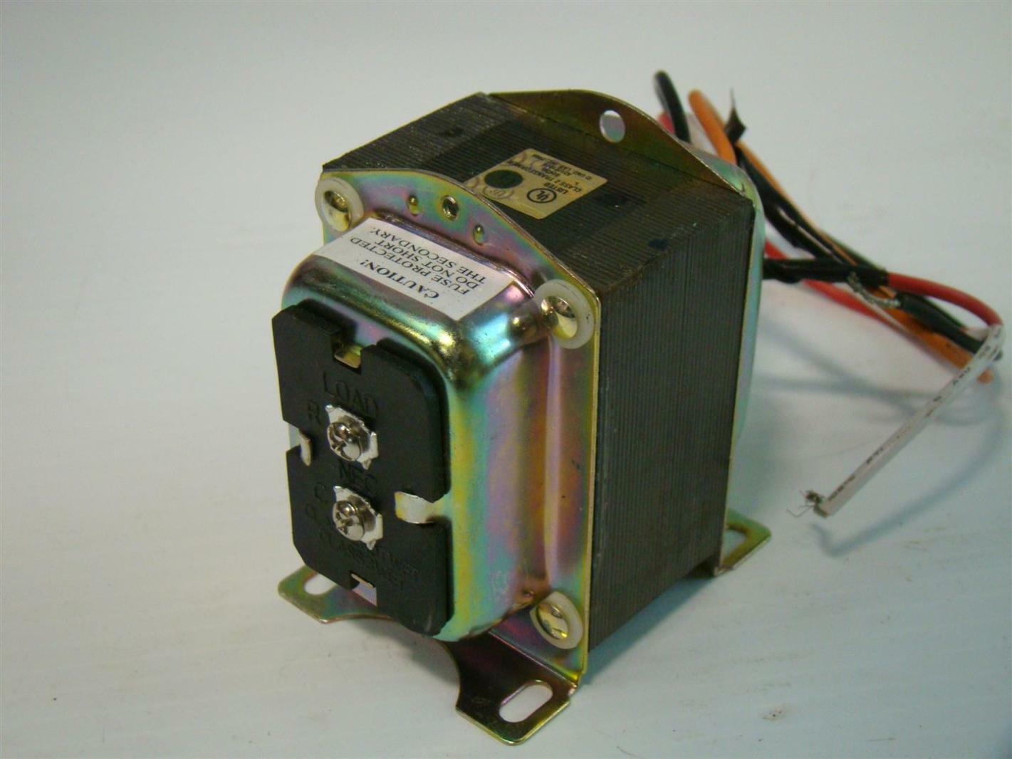 Honeywell AT175A1008/U, Class 2 Tansfome, 75 VA, 120/208