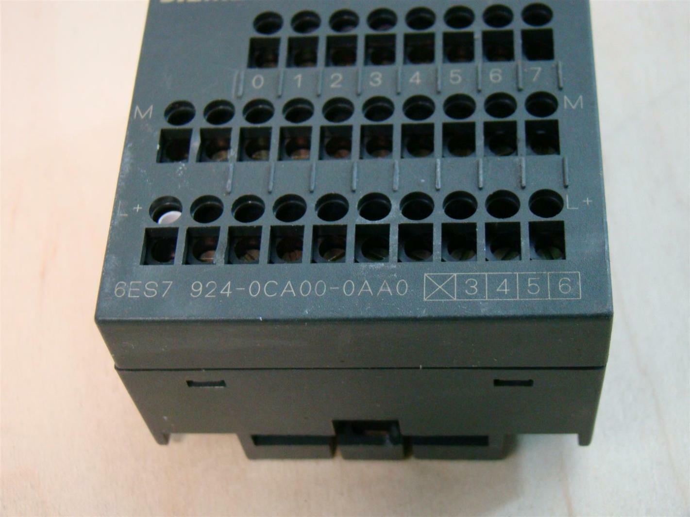 Siemens TERMINAL BLOCK 3TIER 6ES7 9240CA000AA0 Joseph Fazzio