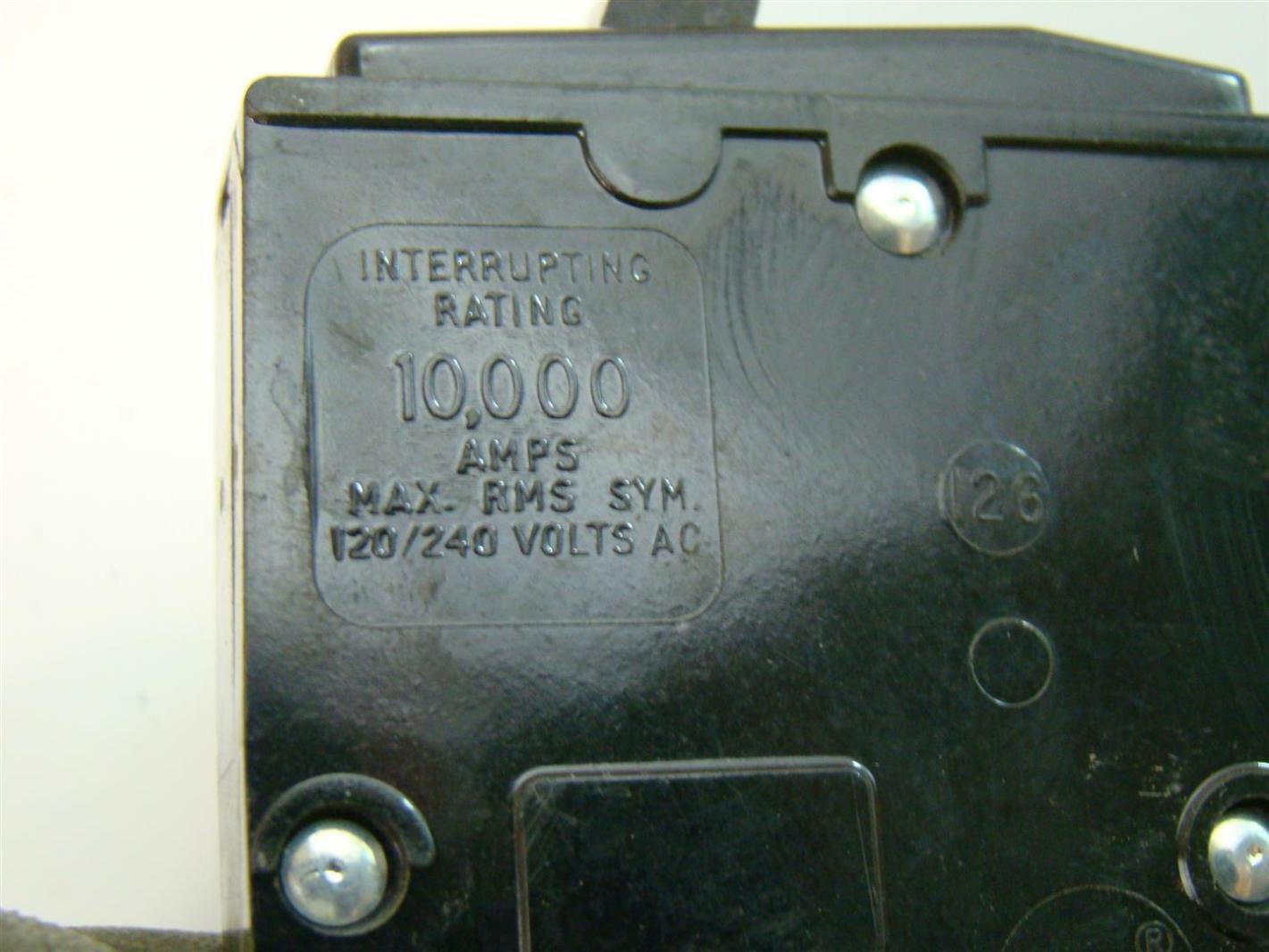 Square D  QOB Circuit Breaker 20A 240Vac LL-2814