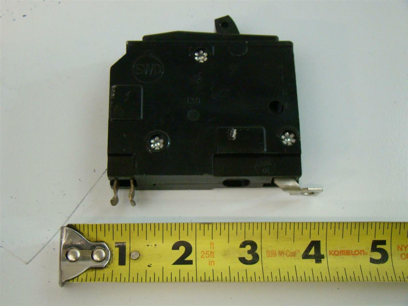 Square D  QOB Circuit Breaker 20A 240Vac LL-2814