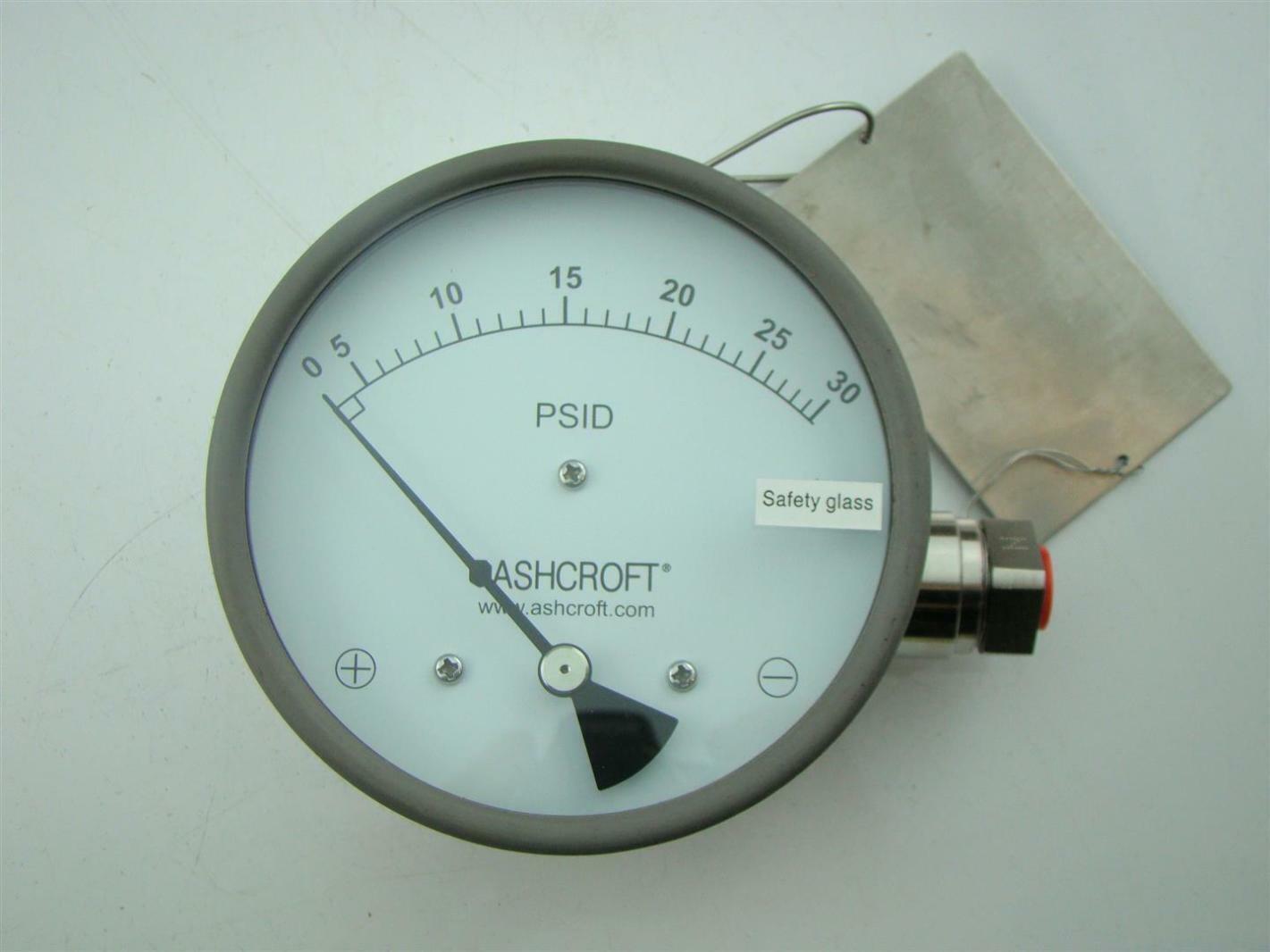 ASHCROFT 3000 PSI PRESSURE GAUGE MAX TEMP 175F 1/4 NPT Joseph
