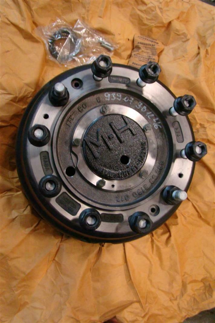 Spartan KitRear Axle Conversion Hub Kit MT921235 Joseph Fazzio