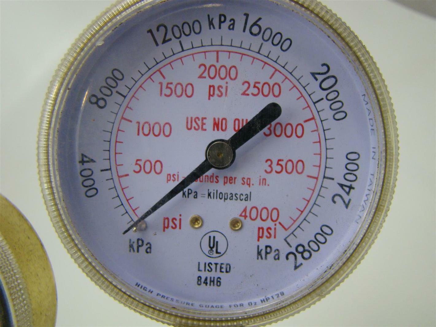 Uniweld Oxygen Regulator Gauge RV8010