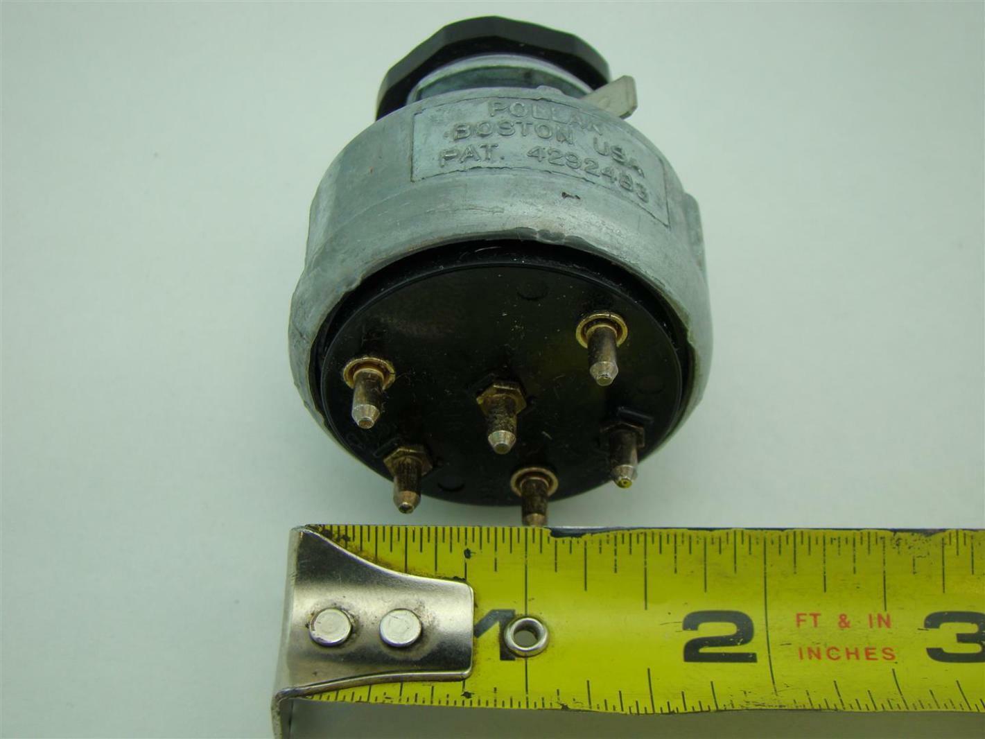 Hyster Key Switch Ignition 1530583 Joseph Fazzio, Incorporated