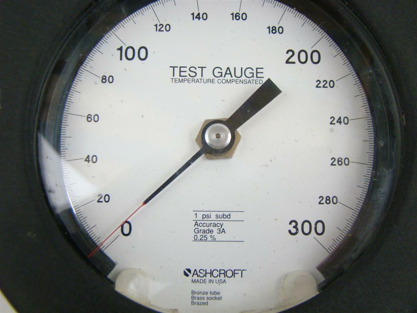 Ashcroft, 300 PSI Test Gauge, Bronze Tube, Temperature Compensated