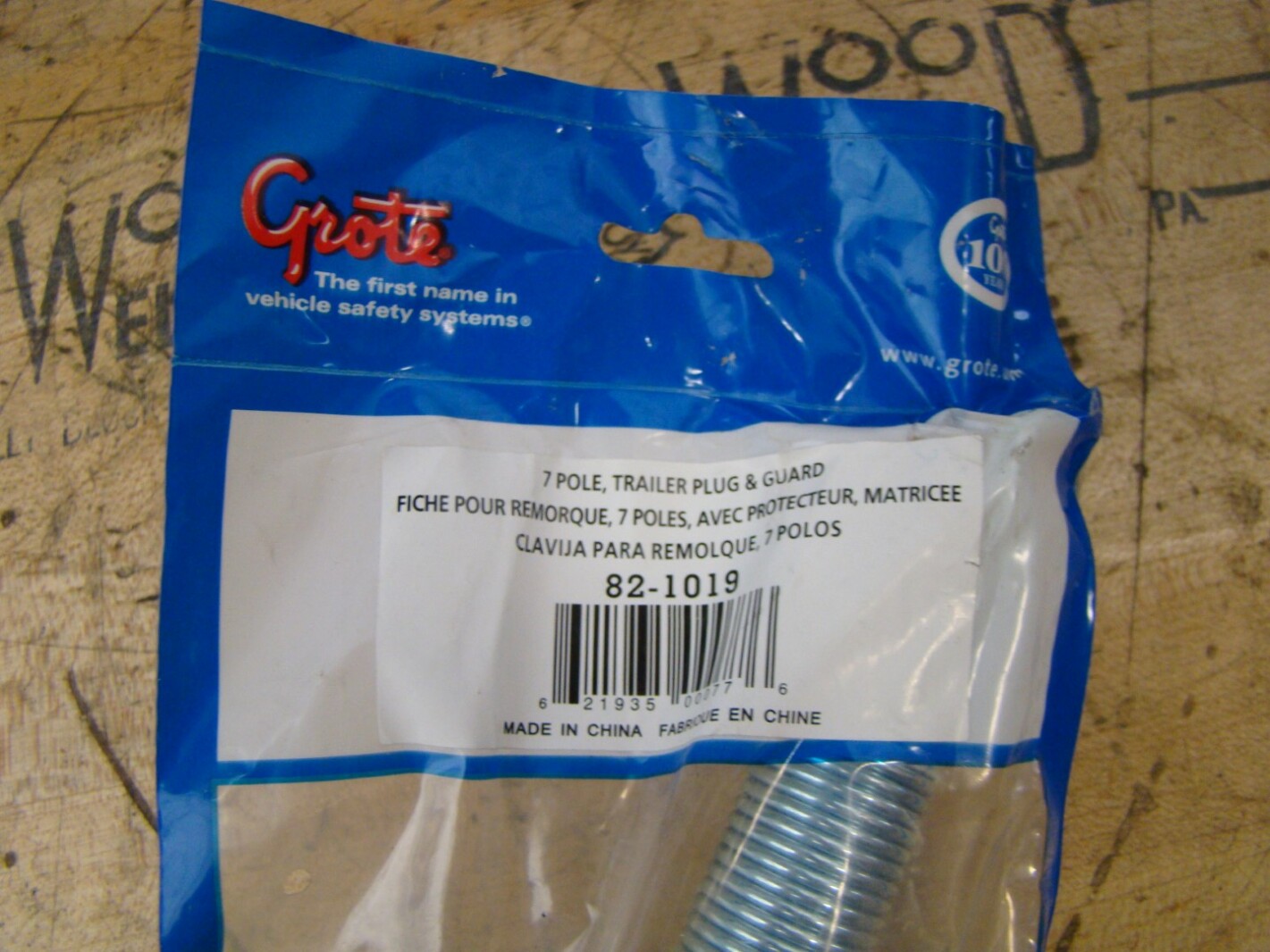 Grote 7 Pole, Trailer Plug & Guard , 821019 Joseph Fazzio, Incorporated