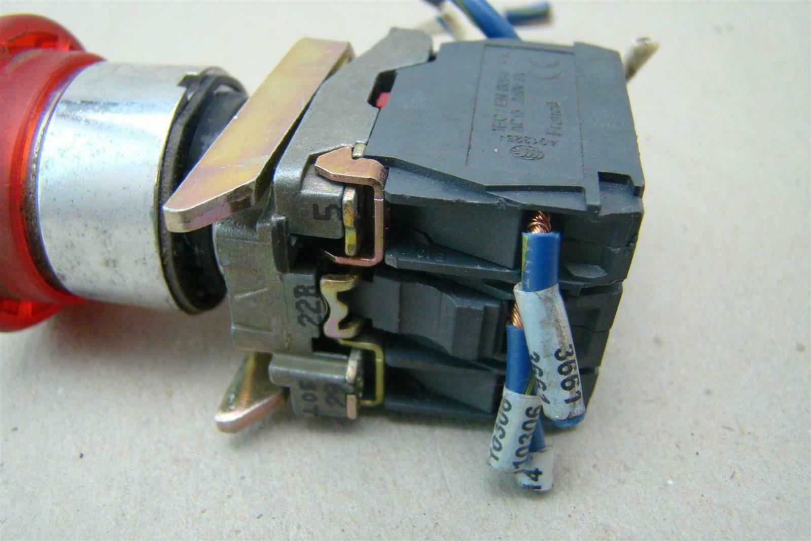 Telemecanique Switch with Contact Block 240v 3A, ZBE-101 | Joseph ...