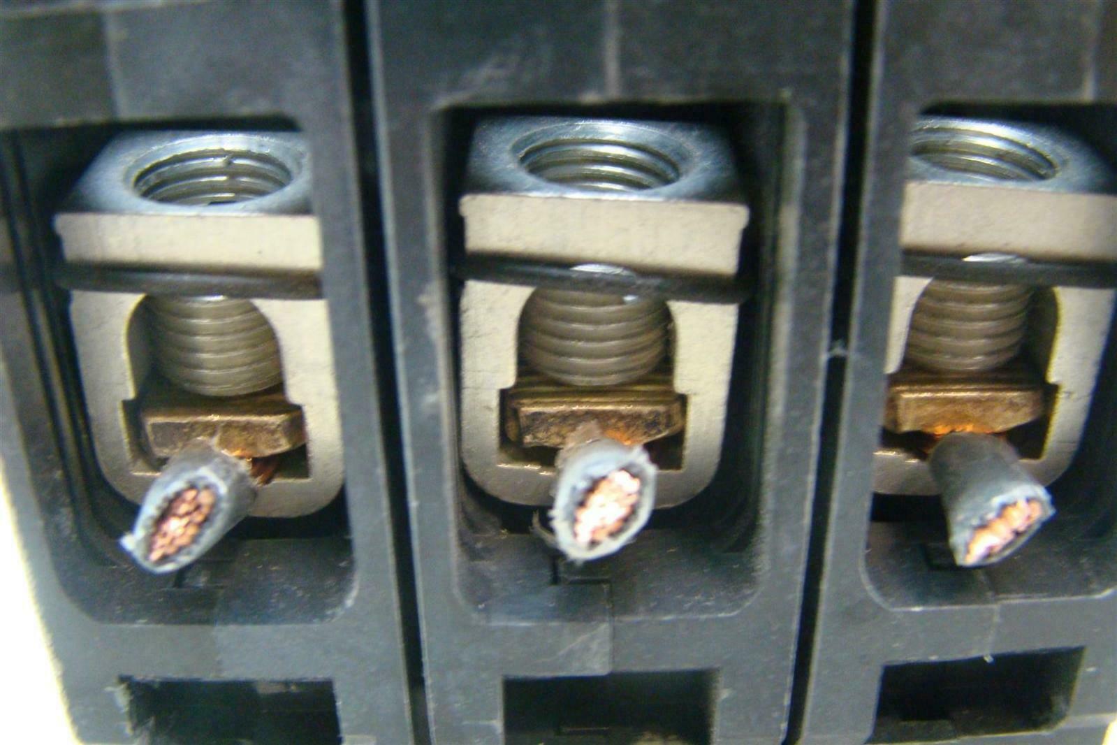 Siemens Sentron Series 40Amp Circuit Breaker 3P, 600v Max., ED63B040 ...