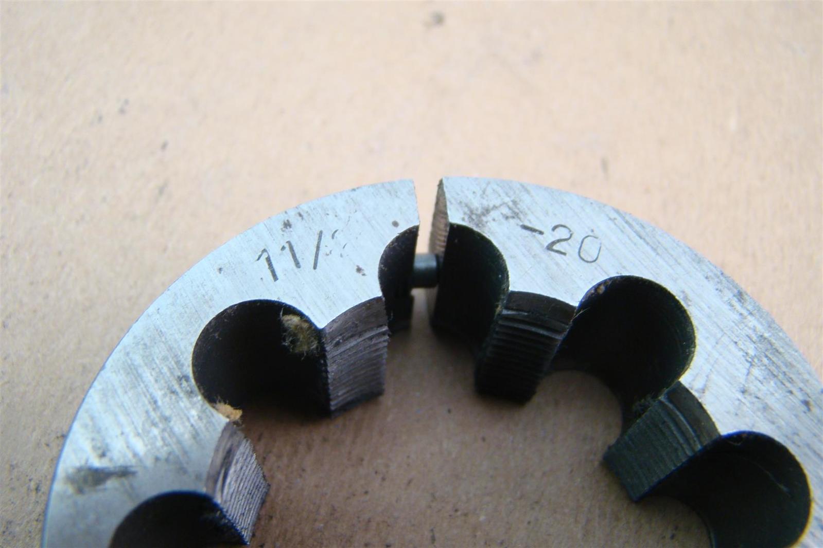 Rethreading Dies RTD05, M24x3 Joseph Fazzio, Incorporated