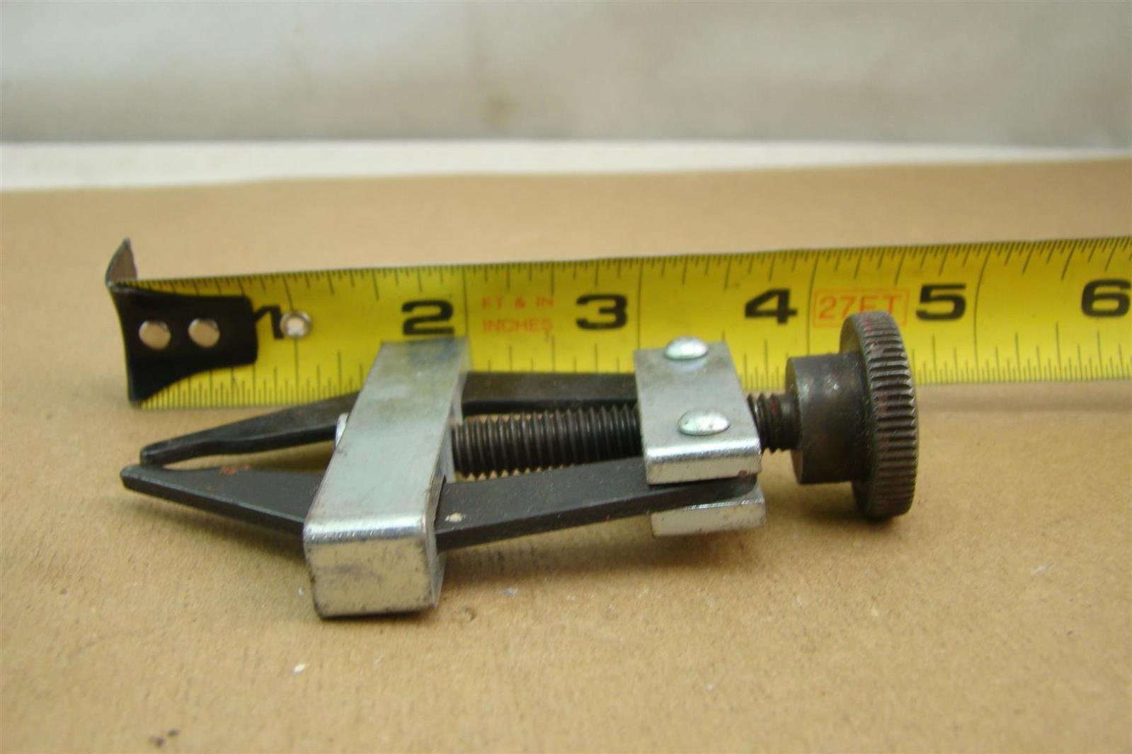 Clamp Mfg. Co Kant Twist Roller Chain Puller , 3", 410 Joseph Fazzio, Incorporated