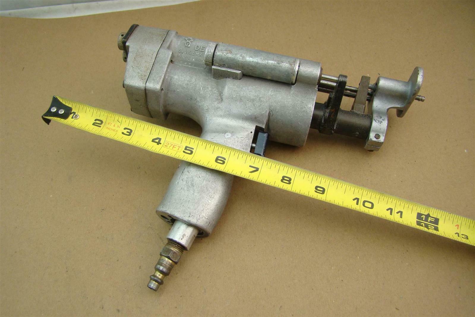 Deutsch Spacematic Pneumatic Automatic Drill/Countersink Machine