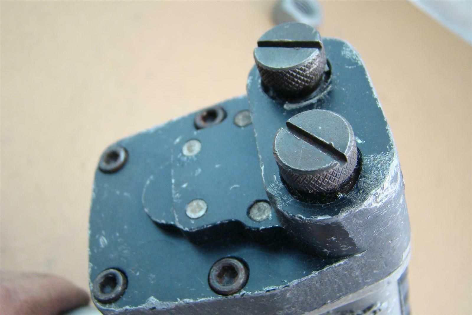 Deutsch Spacematic Pneumatic Automatic Drill/Countersink Machine