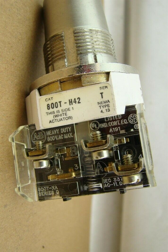 AllenBradley Key Selector Switch , 800TH42 Joseph Fazzio, Incorporated