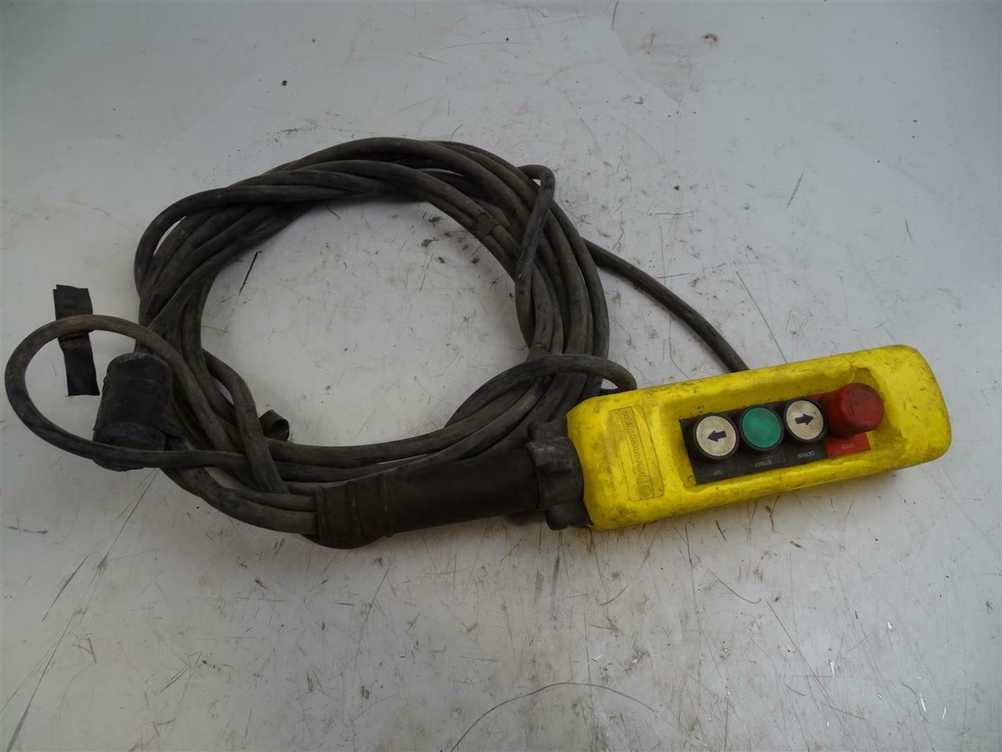 Telemecanique Switch Control Pendant Machine , Push Button Stop, Reset ...