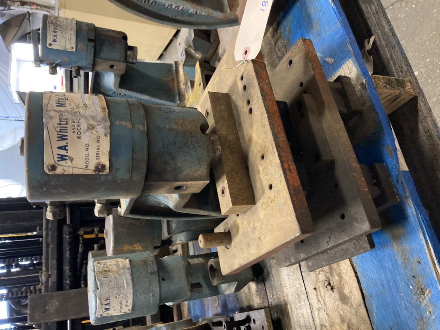 W.A. Whitney Mfg. 21 Ton Portable Hydraulic Punch, Style , 723000